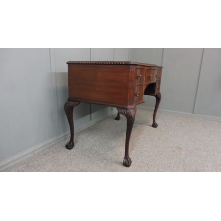 Eleganter edwardianischer Schreibtisch aus Mahagoni