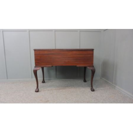 Eleganter edwardianischer Schreibtisch aus Mahagoni