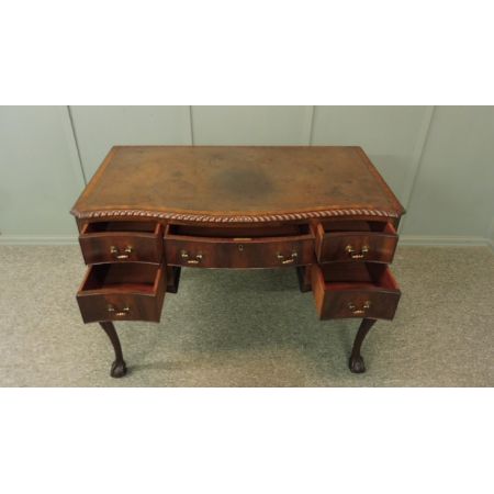 Eleganter edwardianischer Schreibtisch aus Mahagoni