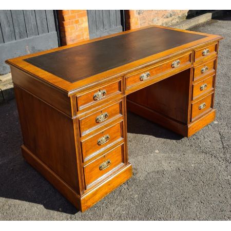 Antiker Viktorianischer Schreibtisch / pedestal desk aus Eichenholz