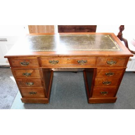Antiker Edwardianischer Schreibtisch / pedestal desk aus Nussbaumholz