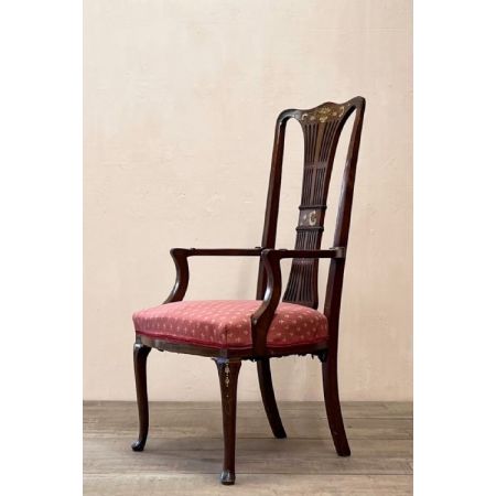 Eleganter, edwardianischer Stuhl aus Mahagoni mit eingelegter Verzierung und hoher Rüchenlehne