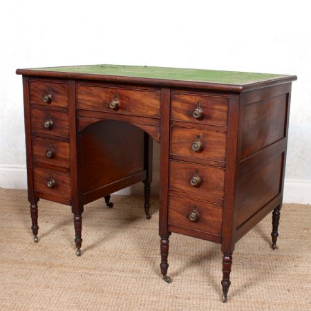 Attraktiver viktorianischer Schreibtisch aus Mahagoni