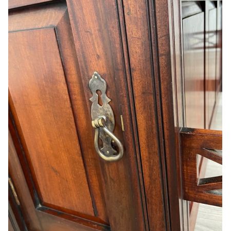 Hochwertiger Schreibtisch mit Lederplatte aus der edwardianischen Epoche, gefertigt aus Mahagoni