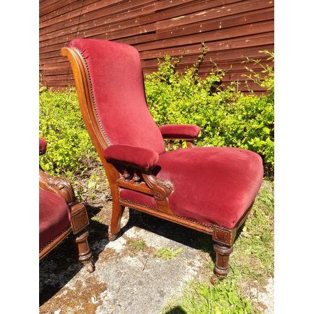 Ein Paar viktorianischer gepolsterter Stühle