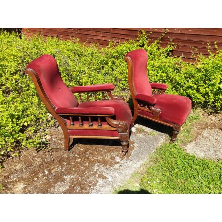 Ein Paar viktorianischer gepolsterter Stühle