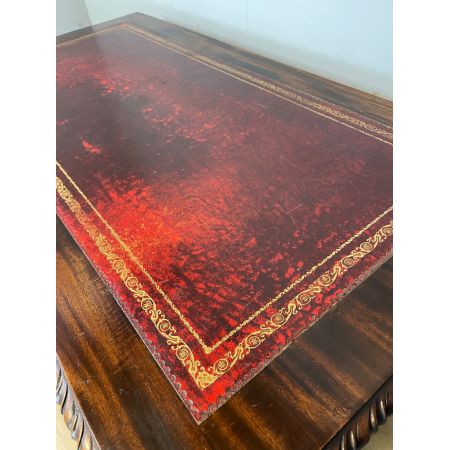 Hochwertigen Schreibtisch aus drei Teilen mit massiven Messinggriffen