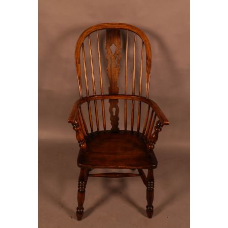 Attraktiver Windsor-Stuhl mit hoher Rückenlehne aus Esche mit einem Sitz aus Elm-Holz