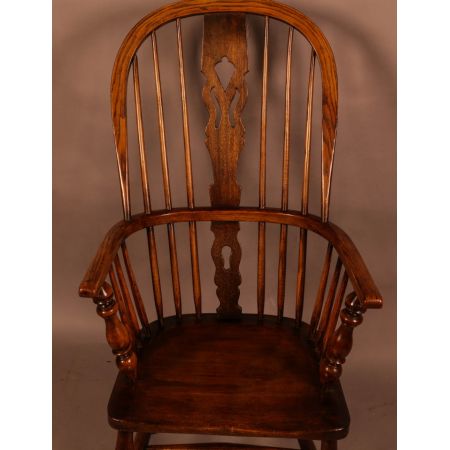 Attraktiver Windsor-Stuhl mit hoher Rückenlehne aus Esche mit einem Sitz aus Elm-Holz