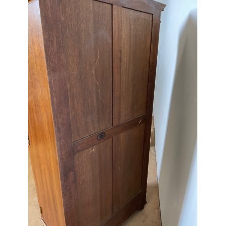 Hochwertiges französisches Bücherregal / Vitrine aus Nussbaum