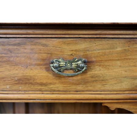 Schöner spätviktorianisches Schreibtisch aus Walnuss im Stil von Lamb of Manchester