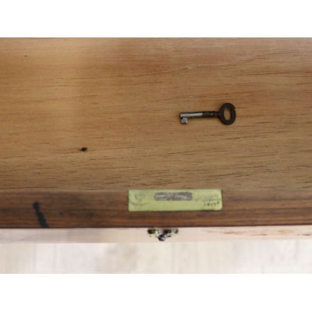 Schöner spätviktorianisches Schreibtisch aus Walnuss im Stil von Lamb of Manchester