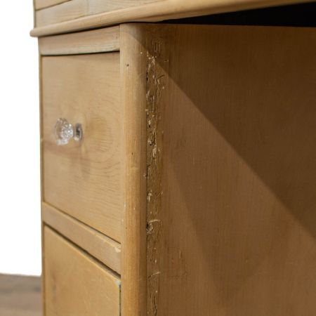 Schöner viktorianischen Schreibtisch / kneehole desk aus Kiefernholz