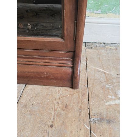 Antiker Bücherschrank aus Mahagoni im Globe Wernicke Stil