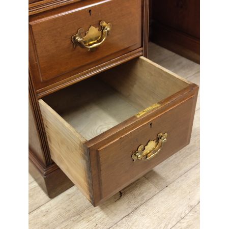 Schöner edwardianischer Schreibtisch aus Walnussholz und Mahagoni