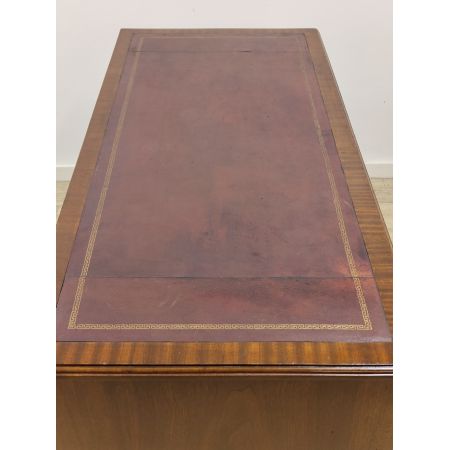 Schöner edwardianischer Schreibtisch aus Walnussholz und Mahagoni