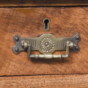 Schöner spätviktorianischer Schreibtisch / Partnersdesk aus Walnussholz, aus der Zeit um 1880