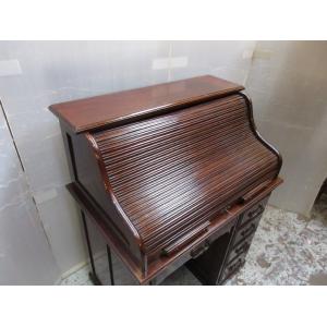 Schöner Roll-top Schreibtisch aus Mahagoni