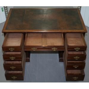 Antiker Hampton & Sons Schreibtisch / pedestal partners desk aus Mahagoni