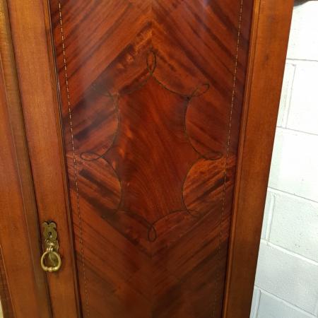Edwardianischer Kleiderschrank mit Spiegeltür