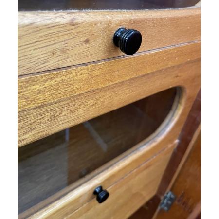 Art deco Kleiderschrank mit zwei Schubladen