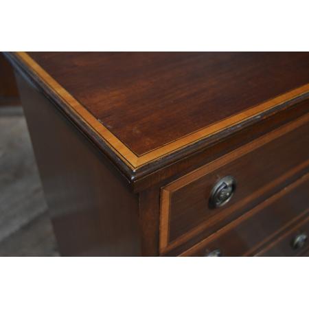 Edwardianische Kommode aus Mahagoni Massivholz