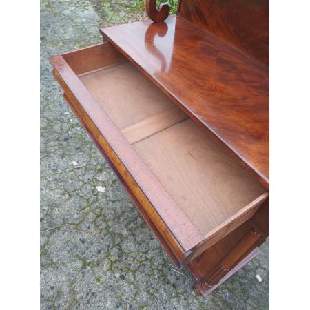 kompaktes viktorianisches Sideboard aus Mahagoni