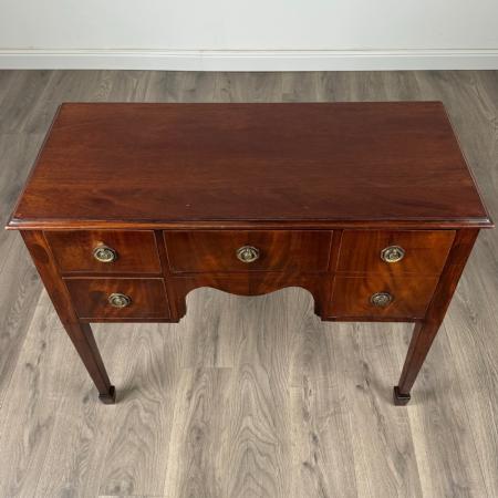 Antikes Sideboard aus Mahagoni aus dem 19. Jahrhundert