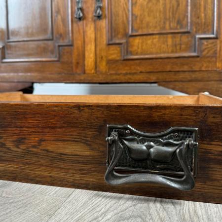Antikes Sideboard mit Spiegelrückseite , Eichenschrank, Massivholzmöbel, Antiker Spiegelschrank, Englischer Esszimmerschrank