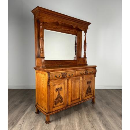 Antikes Sideboard aus goldenem Eichenholz mit Spiegelrückseite aus dem 20. Jahrhundert