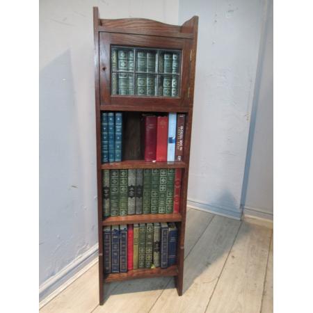 Kleines offenes Bücherregal aus Eiche