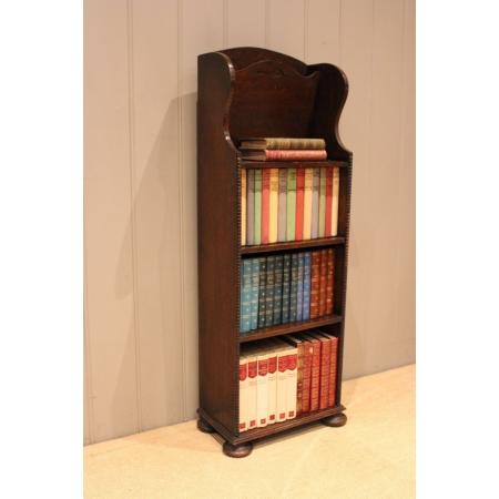 Offenes Bücherregal aus Eiche mit Zeitschriftenständer