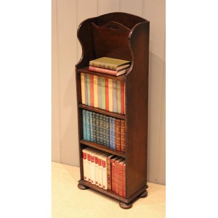 Offenes Bücherregal aus Eiche mit Zeitschriftenständer