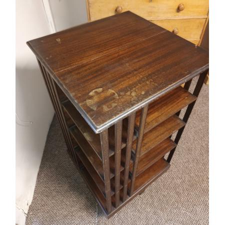 Edwardianisches Bücherregal / revolving bookcase