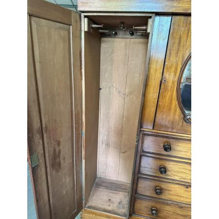Viktorianische Kleiderschrank/ compactum wardrobe