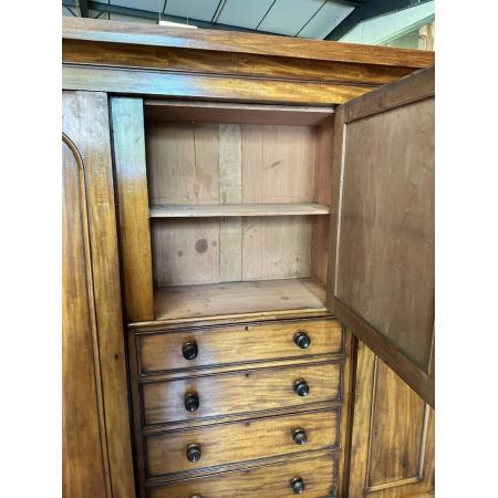 Viktorianische Kleiderschrank/ compactum wardrobe