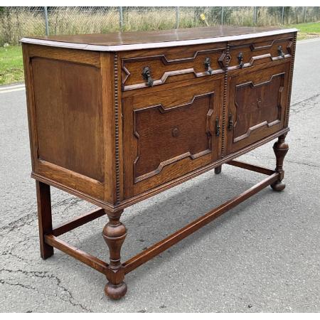 Antiker Schrank, große Kommode