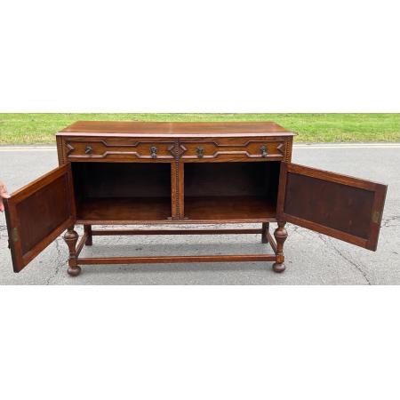 Antiker Schrank, große Kommode