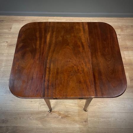 Mahagoni regency Pembroke Tisch, regency pembroke table, ausklappbar