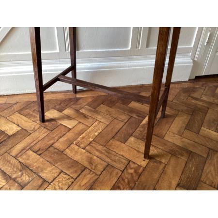 Liberty-Stil Eichen Beistelltisch, ca. 1910