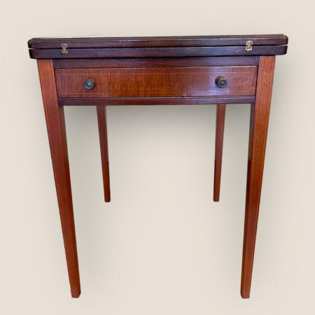 Edwardianischer Spieltisch aus Mahagoni, klappbar