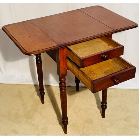 Viktorianischer Pembroke Tisch mit Schubladen