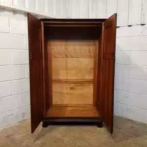 Antiker kleiner Kleiderschrank aus geschnitzter EICHE, aus der Zeit um 1920 