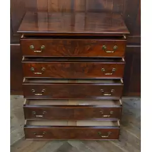 Elegante edwardianische Kommode – Exzellenter Zustand & zeitlose Schönheit