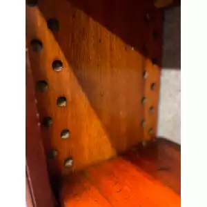 Seltenes Paar hohe viktorianische Mahagoni-Bibliotheksregale – Exquisite Handwerkskunst