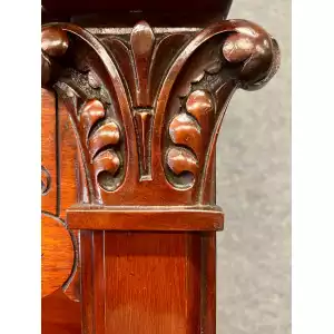 Seltenes Paar hohe viktorianische Mahagoni-Bibliotheksregale – Exquisite Handwerkskunst