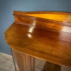 Antike Edwardianische Mahagoni-Vitrine mit Intarsien & Glastür (frühes 20. Jahrhundert)