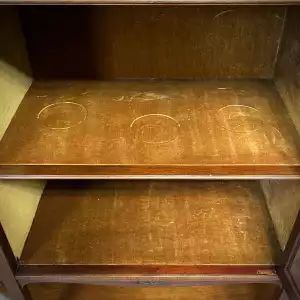 Antike Edwardianische Mahagoni-Vitrine mit Intarsien & Glastür (frühes 20. Jahrhundert)