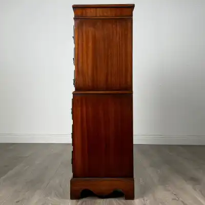 Edle Edwardianische Mahagoni-Kommode – Kompakte Eleganz mit traditionellem Charme