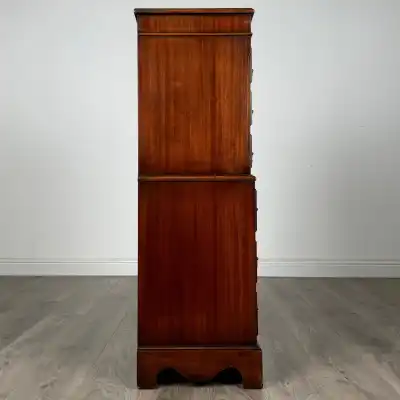 Edle Edwardianische Mahagoni-Kommode – Kompakte Eleganz mit traditionellem Charme